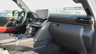 2026 / Toyota Land Cruiser VXR 3.5L HYBRID GCC Specs-11