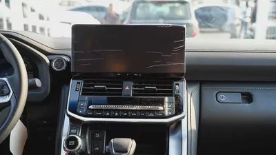2026 / Toyota Land Cruiser VXR 3.5L HYBRID GCC Specs-16