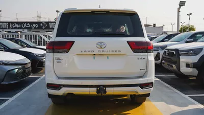 2026 / Toyota Land Cruiser VXR 3.5L HYBRID GCC Specs-5