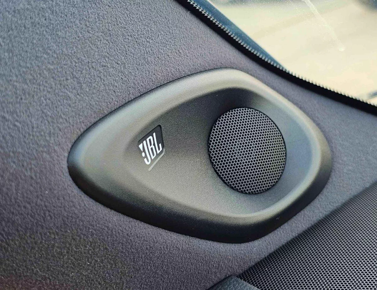 Toyota Land Cruiser VXR 3.3L Diesel Top Variant With RADAR | HUD | BIG DVD | JBL | GCC Specs (CODE # VXR-Z)-6-0