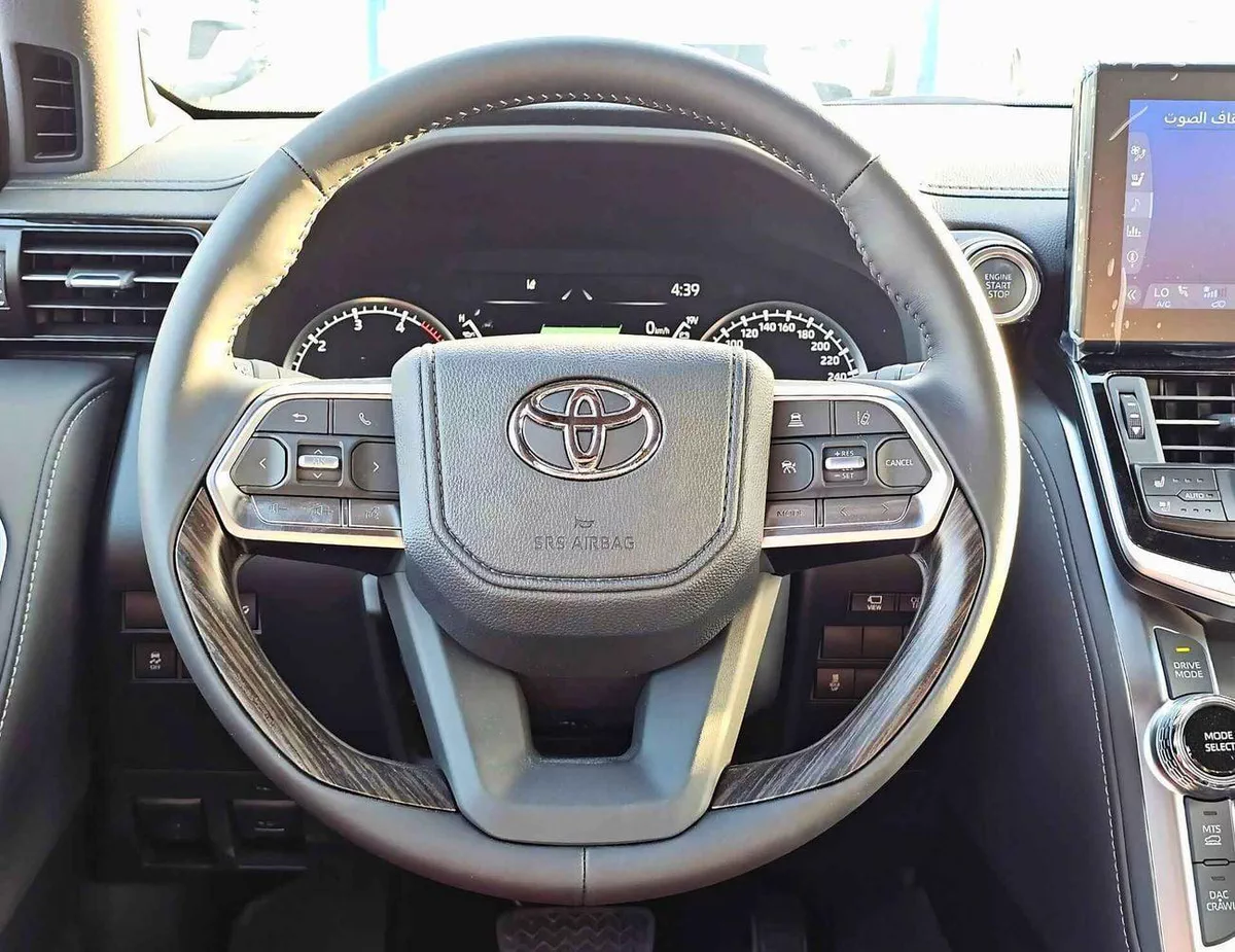 Toyota Land Cruiser VXR 3.3L Diesel Top Variant With RADAR | HUD | BIG DVD | JBL | GCC Specs (CODE # VXR-Z)-7-0