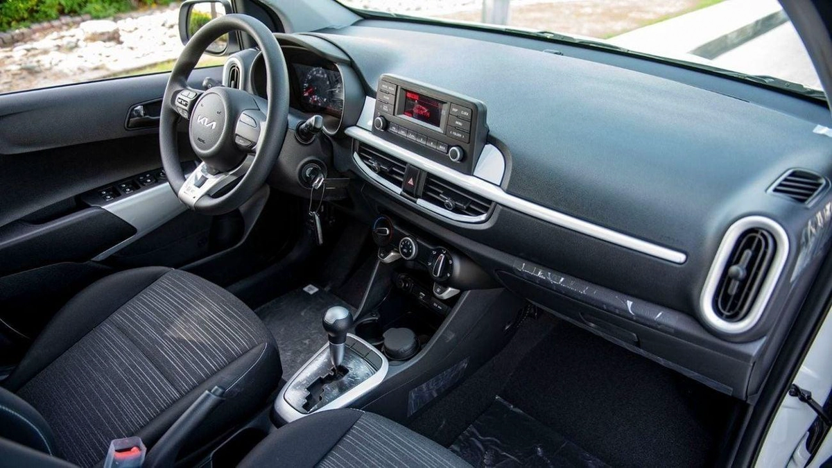 Kia Picanto 1.2P AT MY2023 – WHITE-13-0