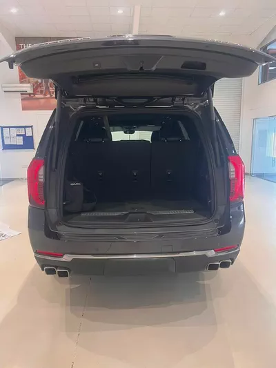 GMC Yukon AT4 4WD 6.2L V8 | AT4-13