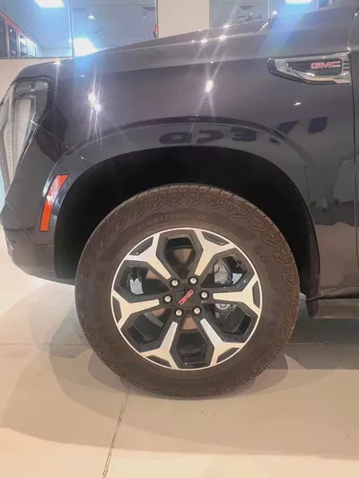 GMC Yukon AT4 4WD 6.2L V8 | AT4-4
