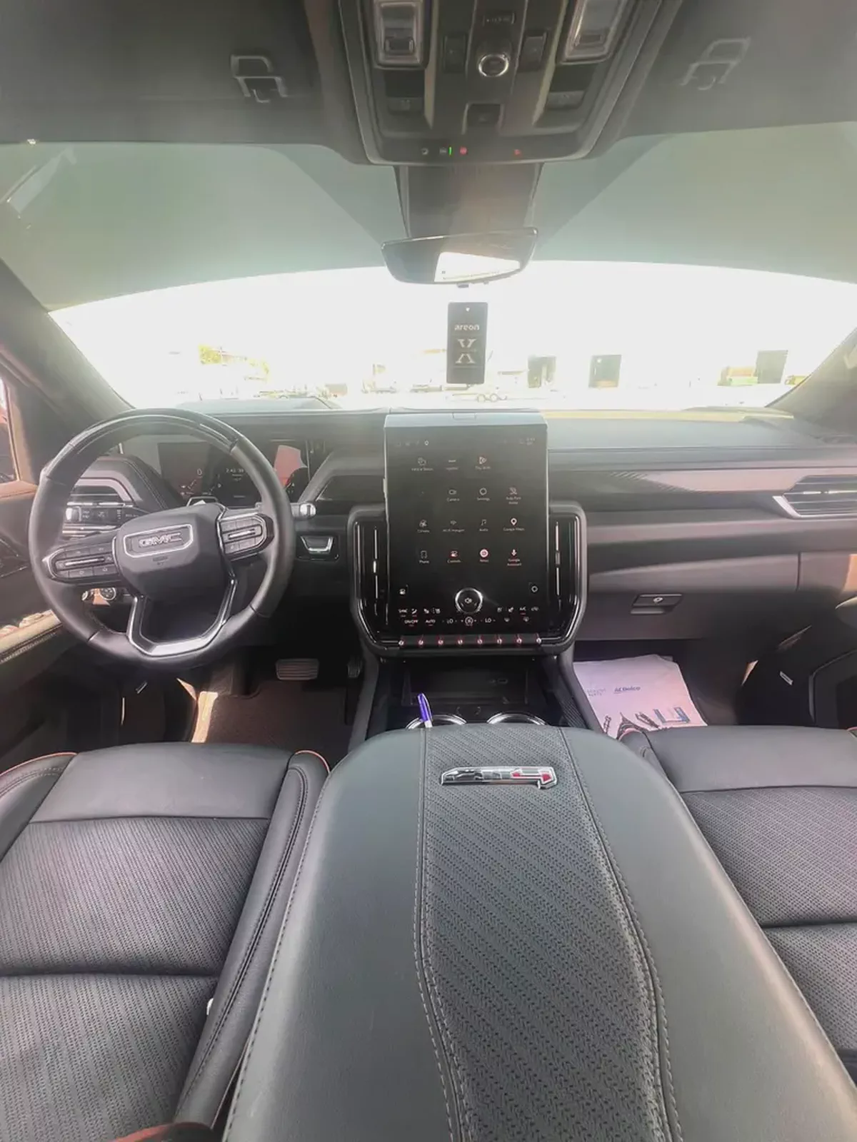 GMC Yukon AT4 4WD 6.2L V8 | AT4-10-10