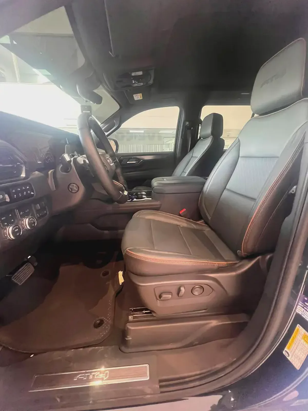 GMC Yukon AT4 4WD 6.2L V8 | AT4-8-8
