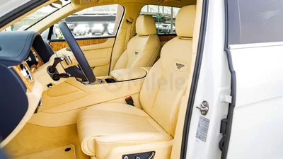 Bentley Bentayga 1-YEAR WARRANTY + SERVICE INCLUDED | IN-HOUSE FINANCING | 0% DOWNPAYMENT (BANK)-9