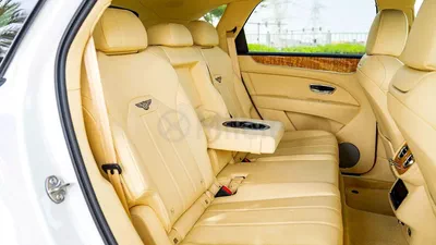 Bentley Bentayga 1-YEAR WARRANTY + SERVICE INCLUDED | IN-HOUSE FINANCING | 0% DOWNPAYMENT (BANK)-16