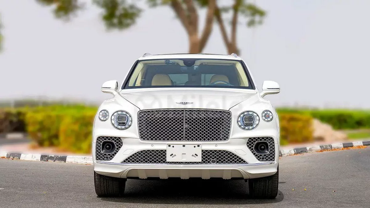 Bentley Bentayga 1-YEAR WARRANTY + SERVICE INCLUDED | IN-HOUSE FINANCING | 0% DOWNPAYMENT (BANK)