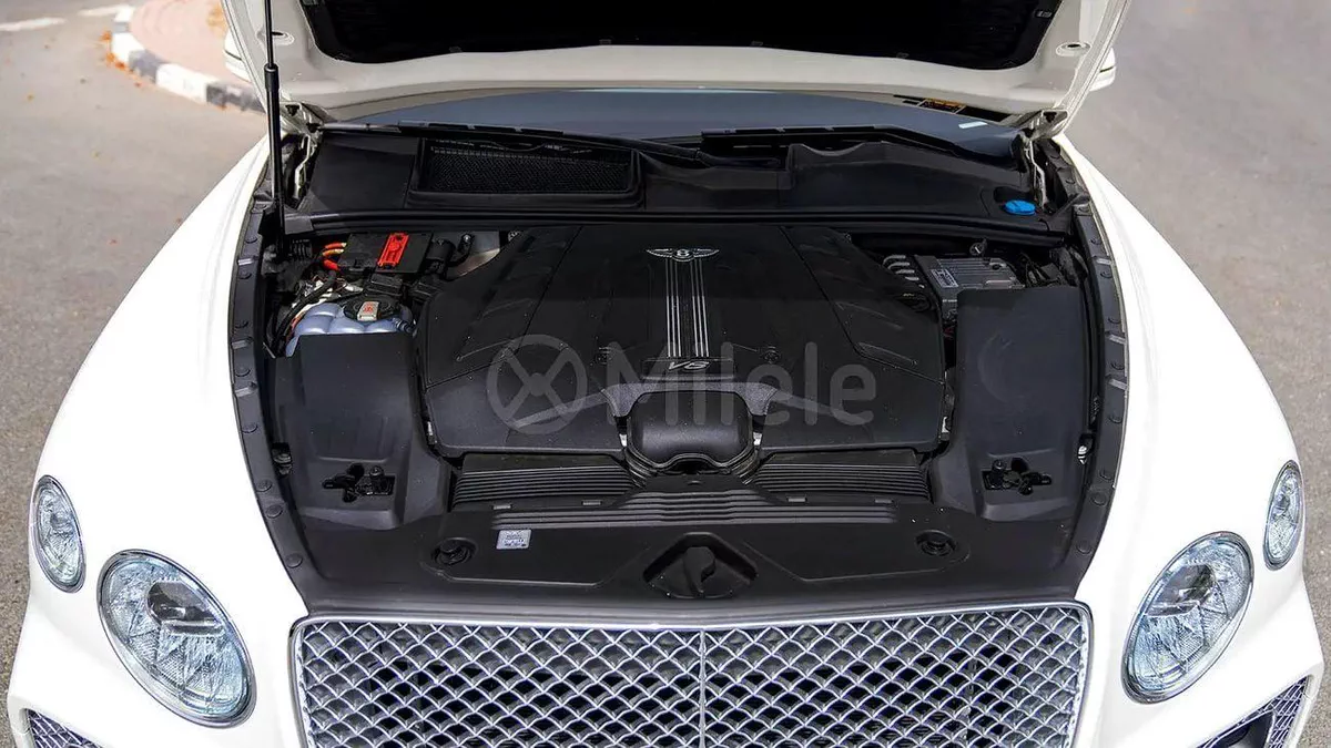 Bentley Bentayga 1-YEAR WARRANTY + SERVICE INCLUDED | IN-HOUSE FINANCING | 0% DOWNPAYMENT (BANK)-1-0
