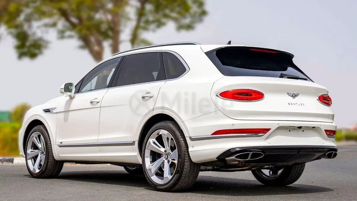 Bentley Bentayga 1-YEAR WARRANTY + SERVICE INCLUDED | IN-HOUSE FINANCING | 0% DOWNPAYMENT (BANK)-5-0