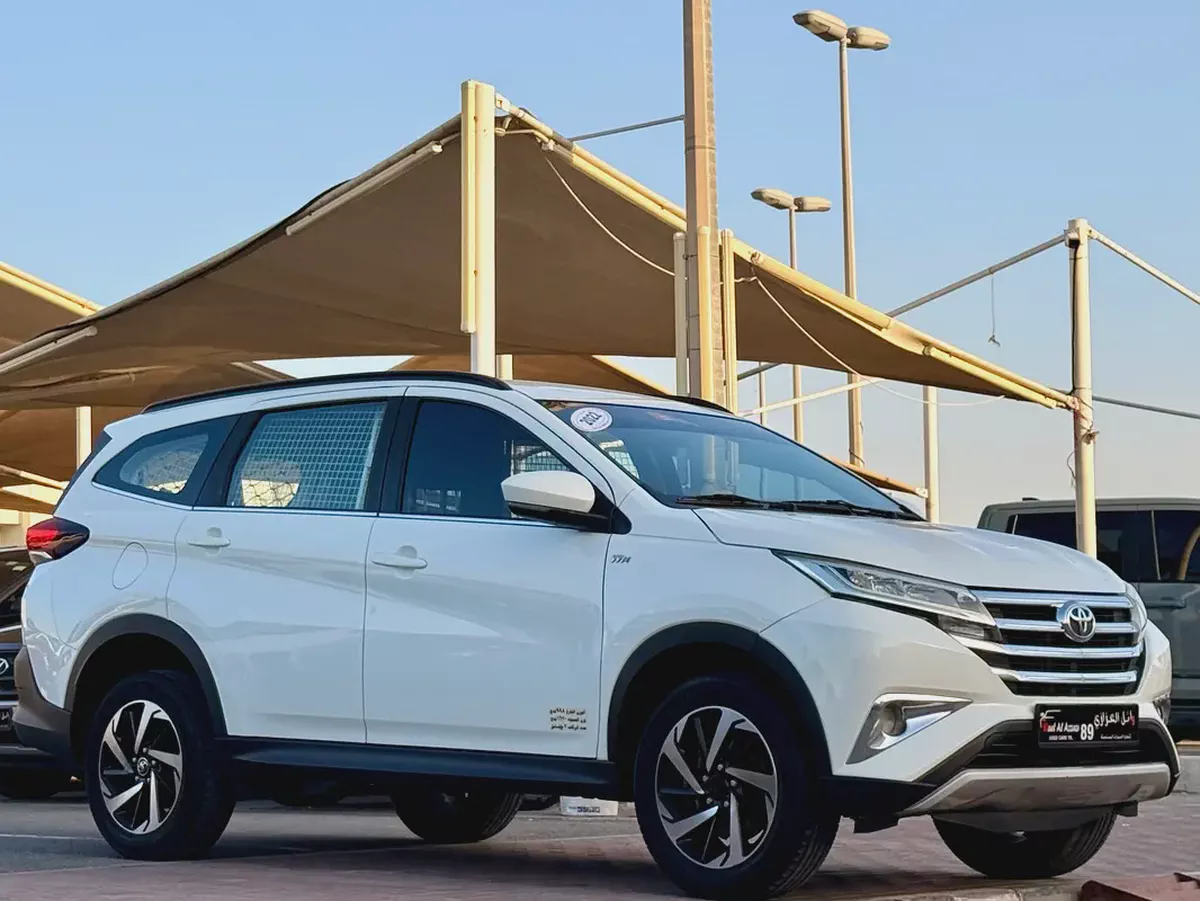 Toyota Rush GX 2022 GCC Specs-1-1