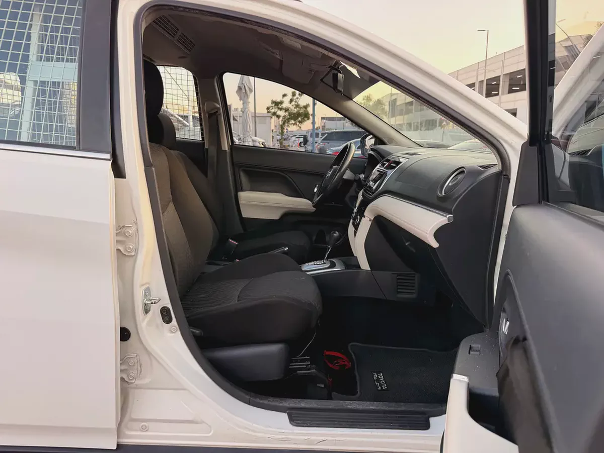 Toyota Rush GX 2022 GCC Specs-8-8