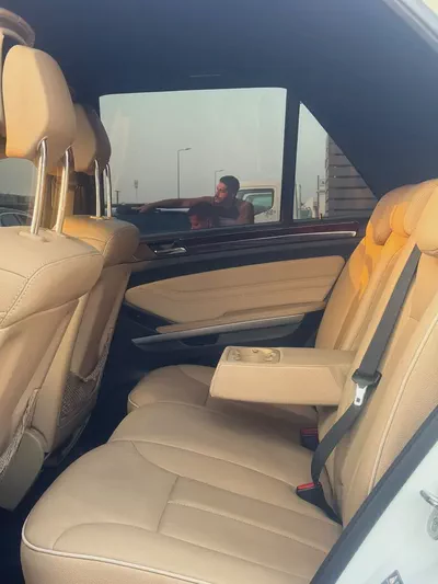 مرسيدس ML350 مواصفات خليجية 2011 بحالة جيدة-9