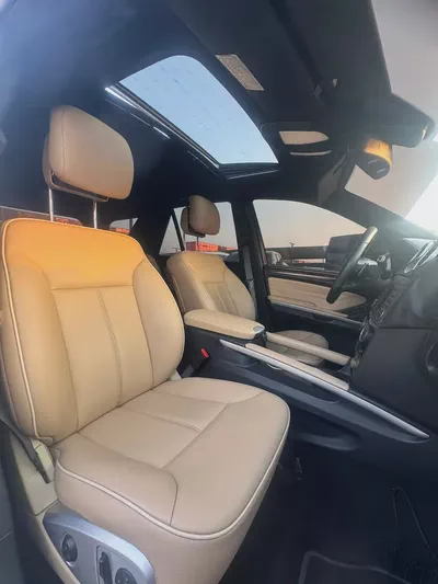 مرسيدس ML350 مواصفات خليجية 2011 بحالة جيدة-10
