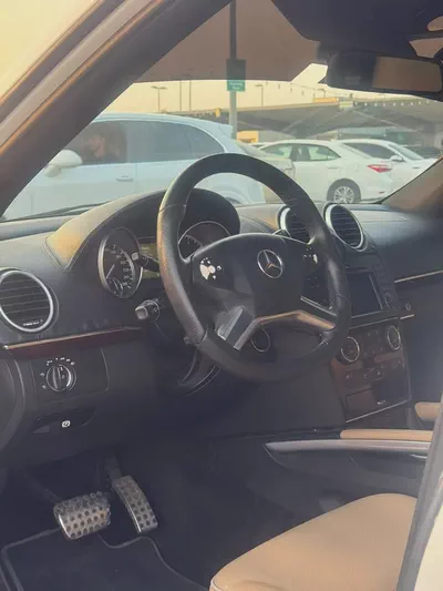 مرسيدس ML350 مواصفات خليجية 2011 بحالة جيدة-8