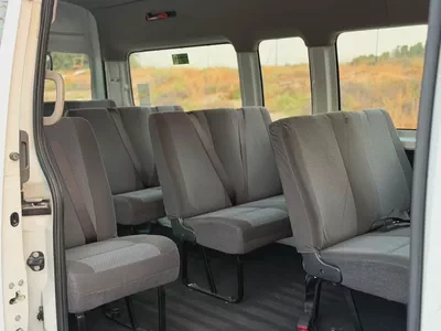 Nissan urvan 2019 very good condition-5