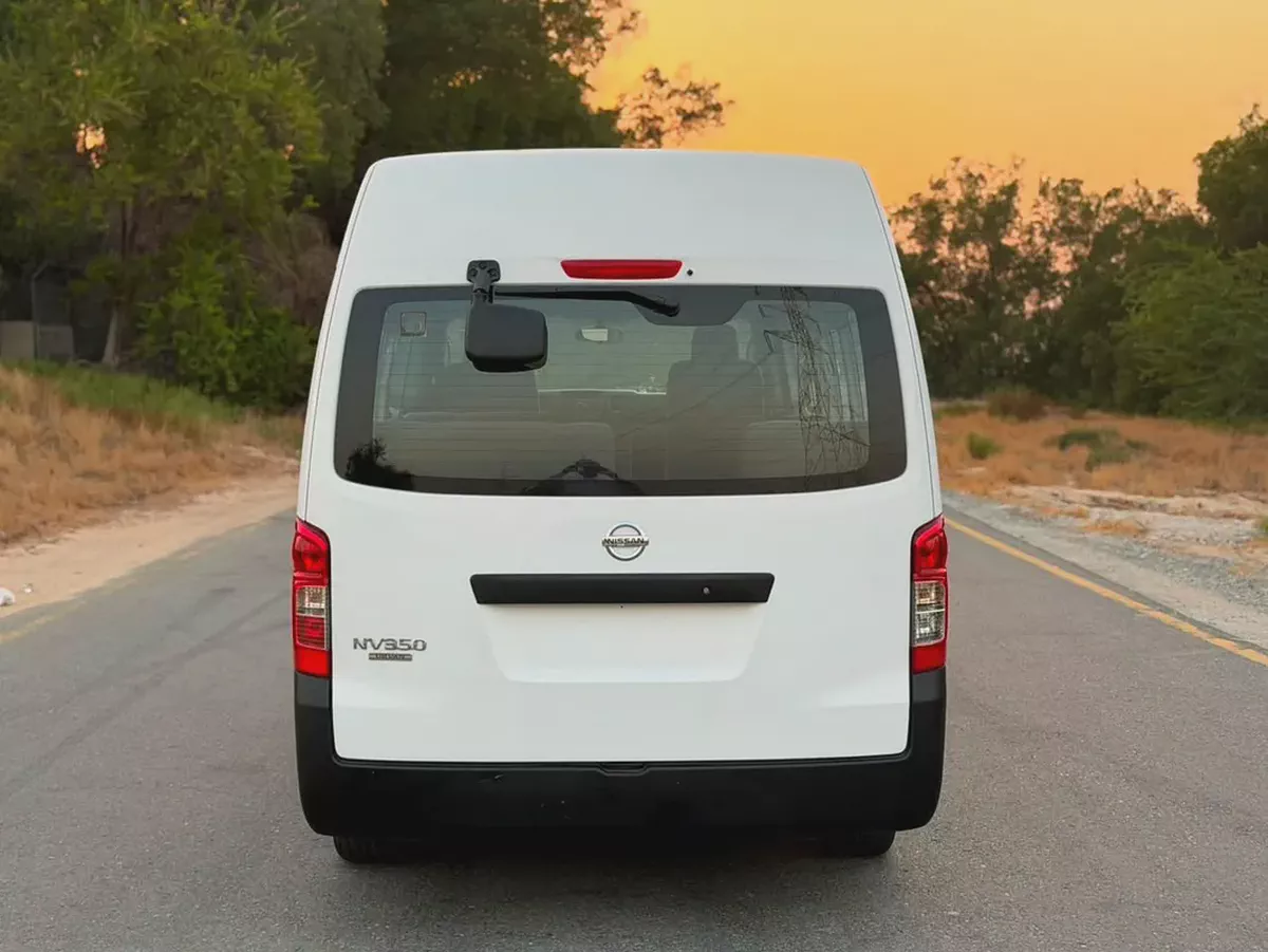 Nissan urvan 2019 very good condition-2-2