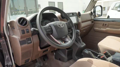 Toyota Land Cruiser Pick Up  4.0L V6 Double Cabin A/T-3