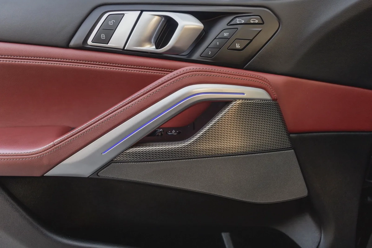 BMW X6 40 2023-16-16