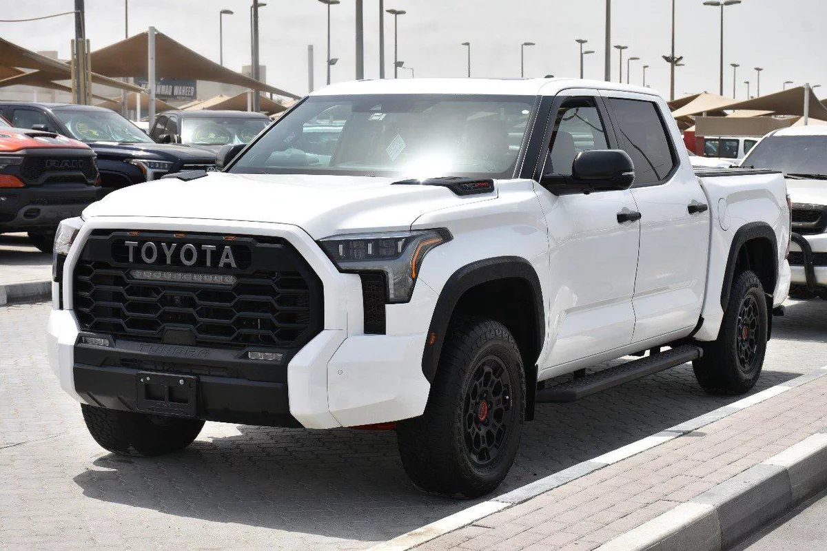 TUNDRA TRD PRO HYBRID 4WD 2024 | WHITE-15-15