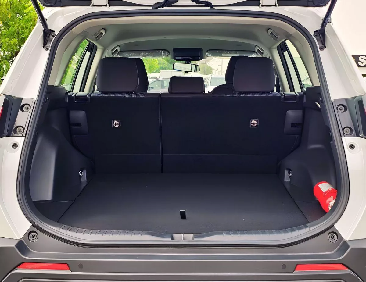Toyota RAV4 LE || 2.0L PETROL V4 AWD | 10.5" TOUCHSCREEN DISPLAY | REAR CAMERA (CODE # RVPLEF)-6-0