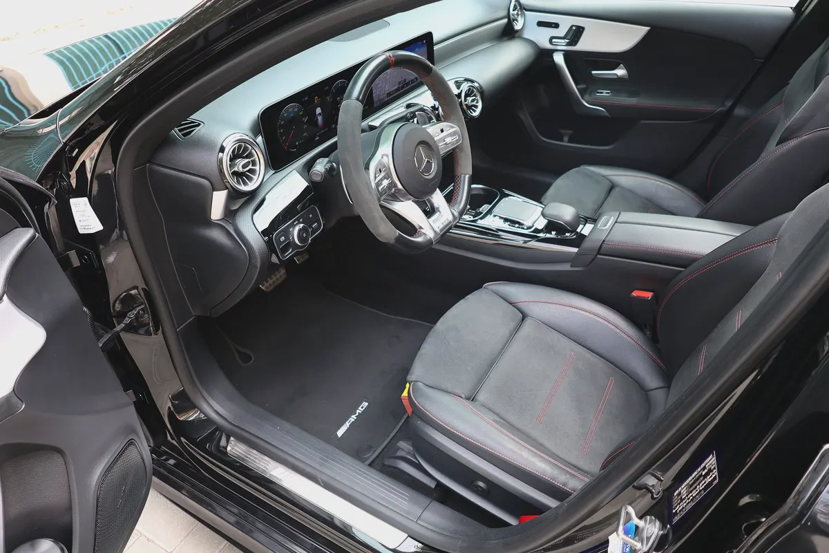 A35 AMG - GCC SPECS - UNDER WARRANTY - FULL SERVICE HISTORY - ACCIDENT FREE - EXCELENT CONDITION --11-11