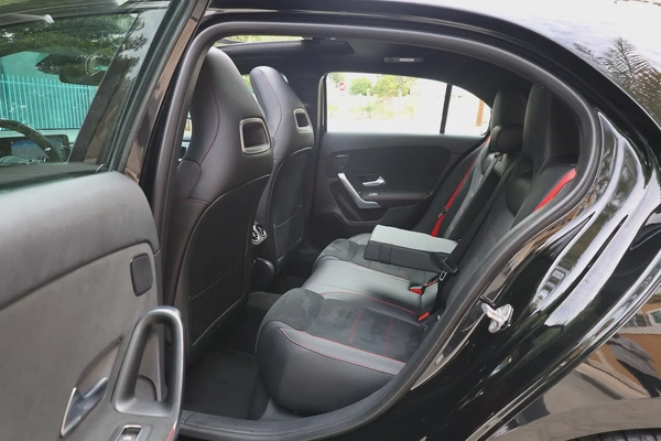 A35 AMG - GCC SPECS - UNDER WARRANTY - FULL SERVICE HISTORY - ACCIDENT FREE - EXCELENT CONDITION -