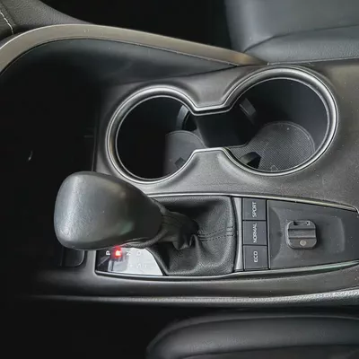 2024 Toyota Camry SE - American Specs-12