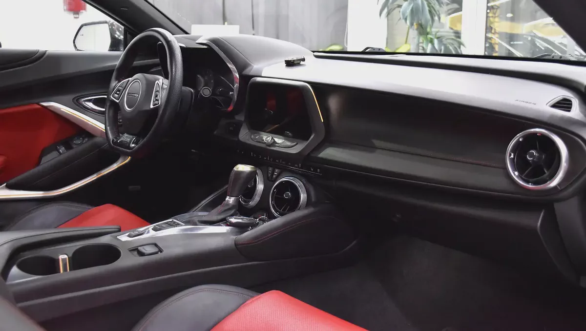 ORIGINAL PAINT ( صبغ وكاله ) Chevrolet Camaro SS ( 2017 Model ) in Black Color GCC Specs-11-11