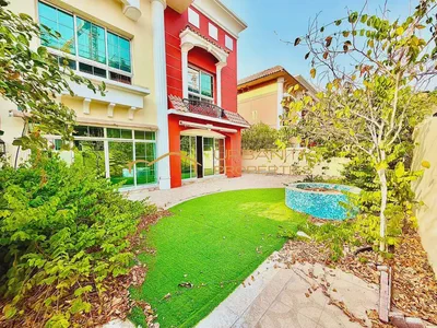 Spacious || 5 Bedroom Villa || Back Yard || Al Garhoud ||-0