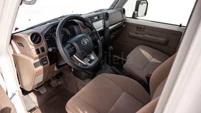 Toyota Land Cruiser 70 LC 78 HARDTOP 4.0L MT-14