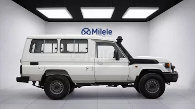 Toyota Land Cruiser 70 LC 78 HARDTOP 4.0L MT-4