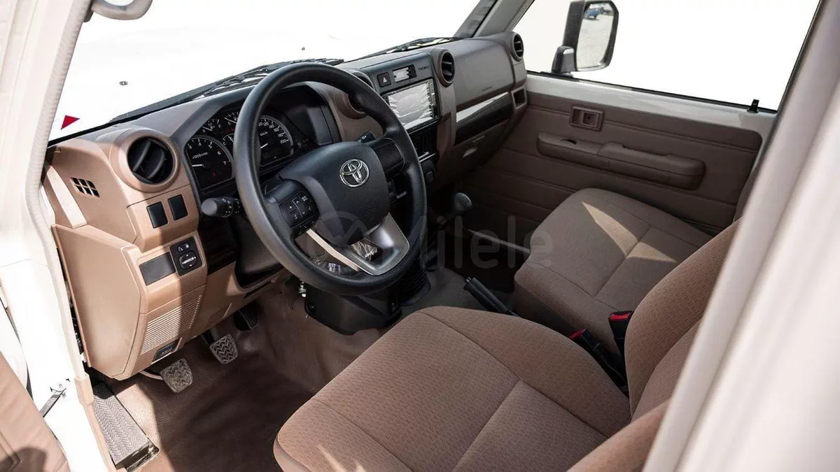Toyota Land Cruiser 70 LC 78 HARDTOP 4.0L MT-14-0