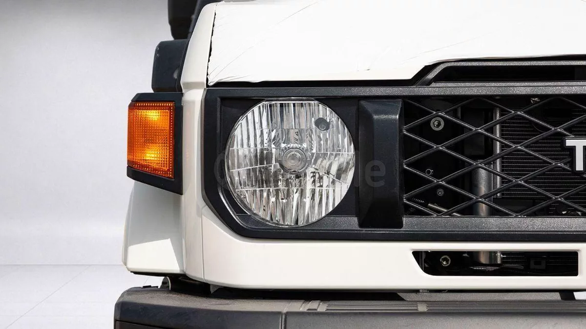 Toyota Land Cruiser 70 LC 78 HARDTOP 4.0L MT-3-0