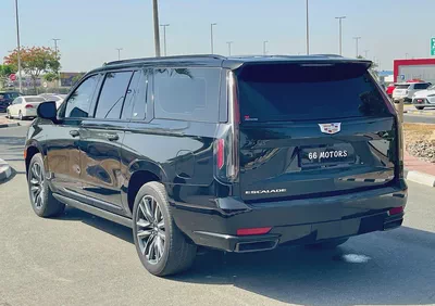 2023 Cadillac Escalade ESV Premium Luxury | GCC Specs | Low Mileage-4