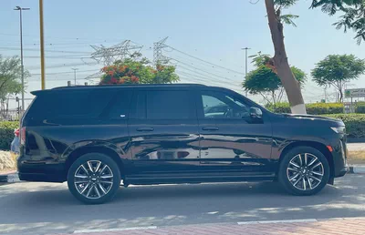 2023 Cadillac Escalade ESV Premium Luxury | GCC Specs | Low Mileage-6