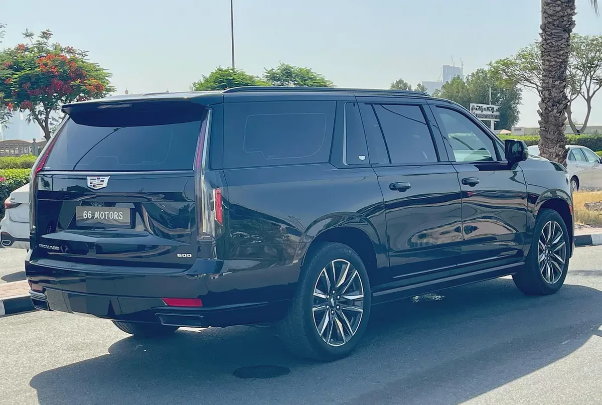 2023 Cadillac Escalade ESV Premium Luxury | GCC Specs | Low Mileage-3-3