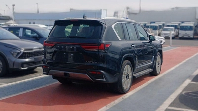 Lexus LX700h SIGNATURE 3.5L Hybrid Signature 2025YM-3