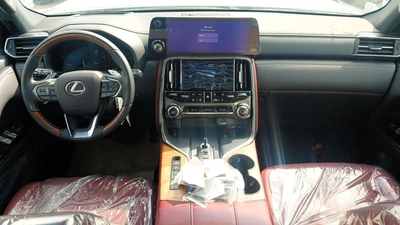 Lexus LX700h SIGNATURE 3.5L Hybrid Signature 2025YM-7