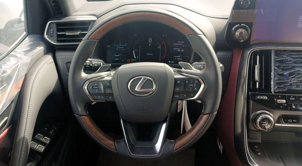 Lexus LX700h SIGNATURE 3.5L Hybrid Signature 2025YM-8-0