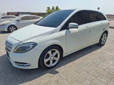 Mercedes-Benz B200d 2013 full option-1