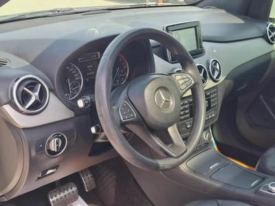 Mercedes-Benz B200d 2013 full option-6