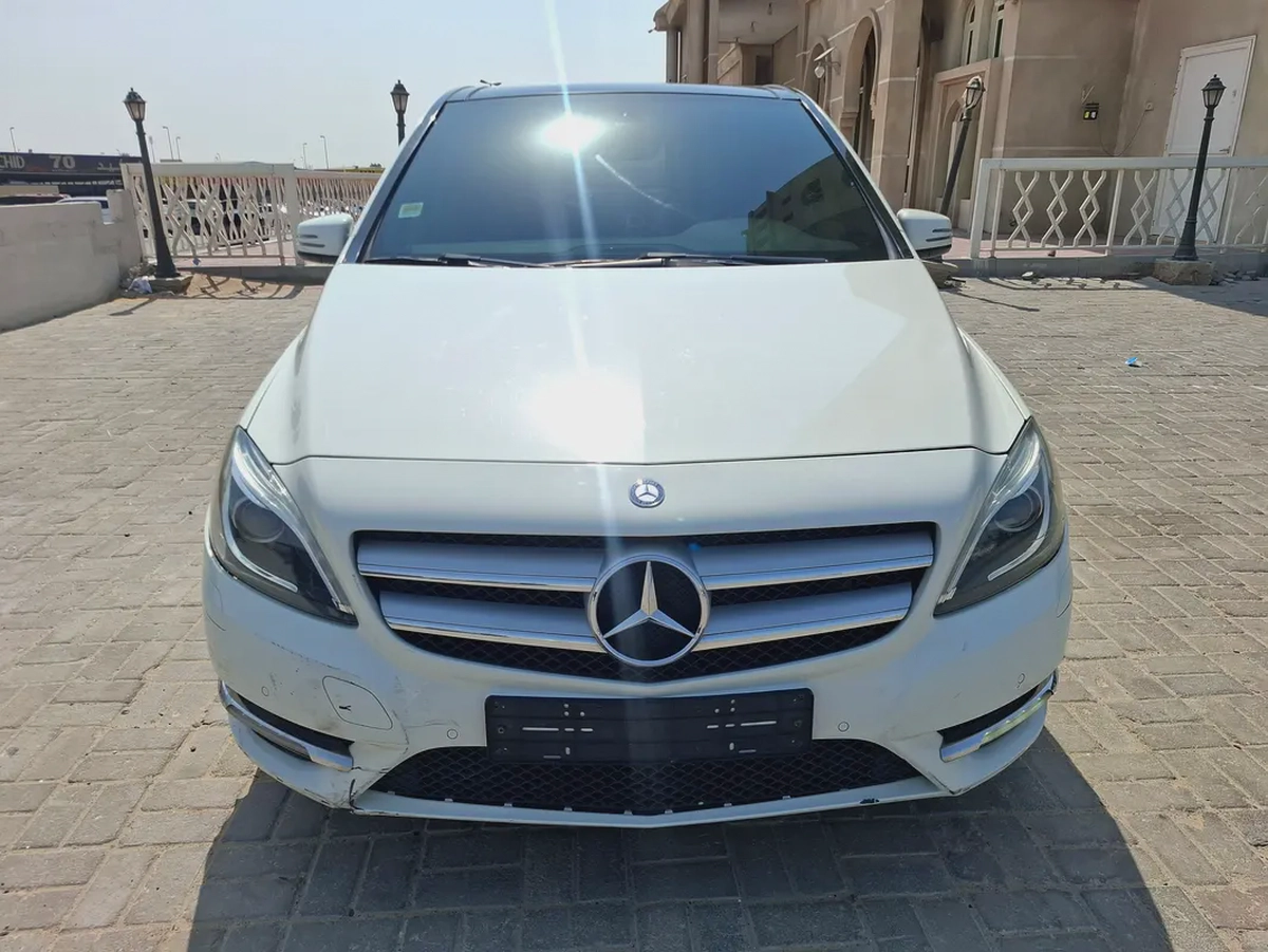 Mercedes-Benz B200d 2013 full option