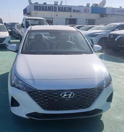 Hyundai Accent White 2023 – Automatic Sedan-1