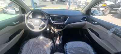 Hyundai Accent White 2023 – Automatic Sedan-9