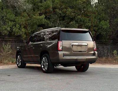 GMC Yukon DENALI GMC Yukon Denali Full Option | 6.2 L | 2016 | GCC | Accident-Free | In Excellent Condition-4
