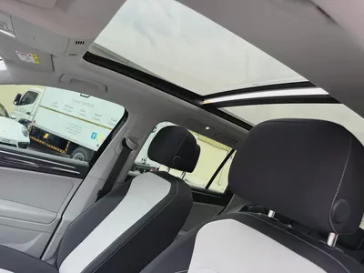 Volkswagen Tiguan Elegance-12