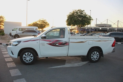 2023 Toyota Hilux Single Cab GL GCC Specs-0