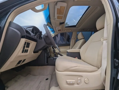 TOYOTA PRADO 2015 FULL OPTION GCC V6 4.0L IN EXCELLENT CONDITION-6